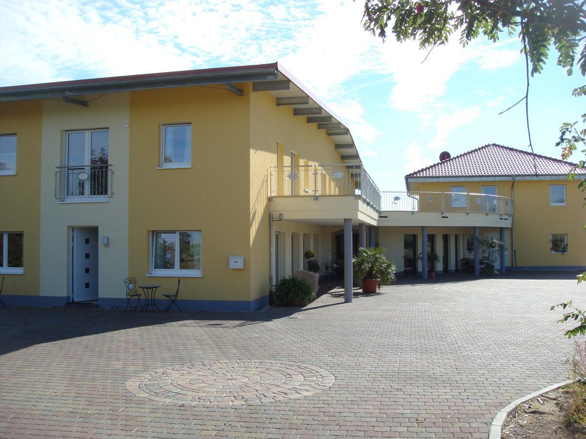 Gästehaus Weingut Glas Neustadt an der Weinstraße Exterior foto